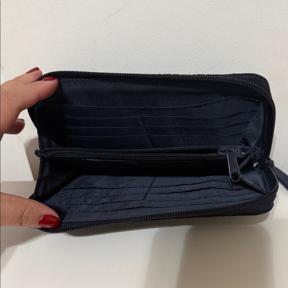 Vera Bradley Navy Blue Quilted Wallet - Picture 2 of 3